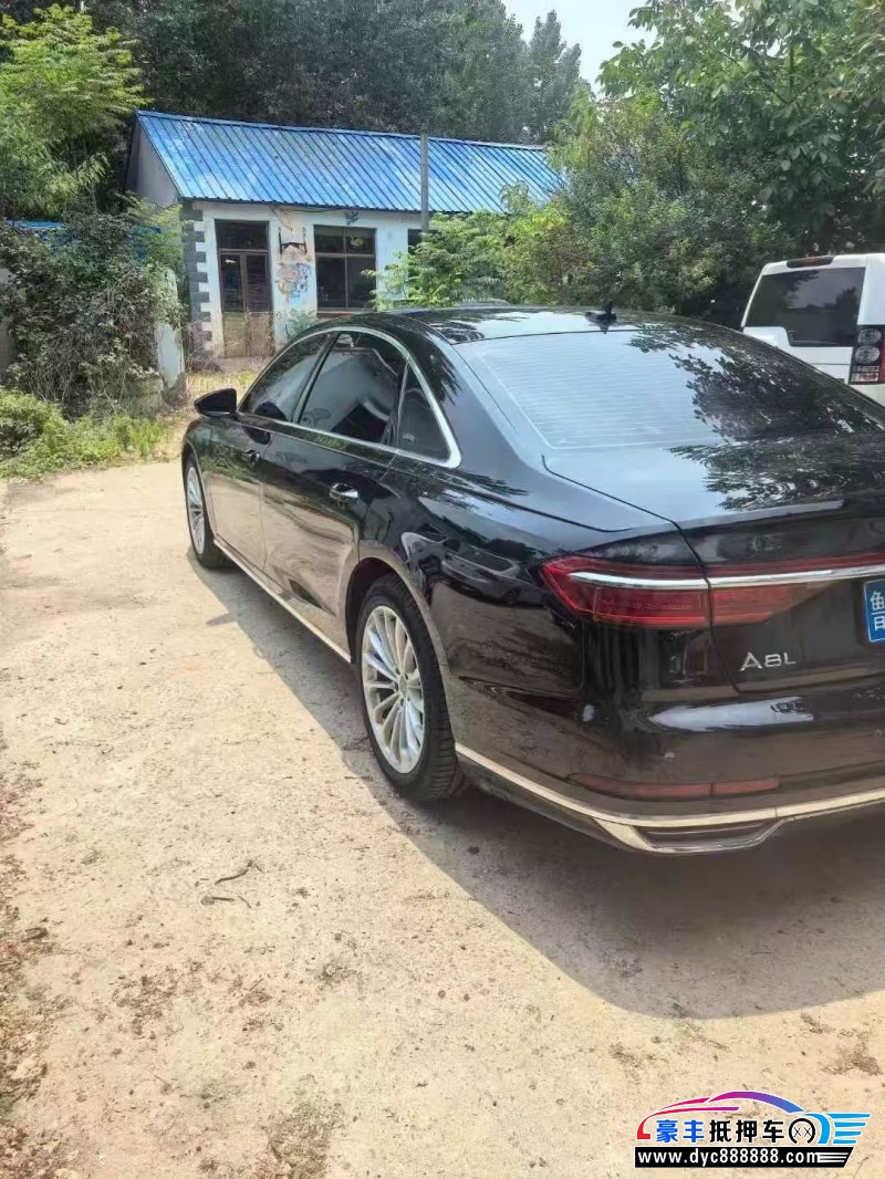 18年奥迪A8L轿车抵押车出售