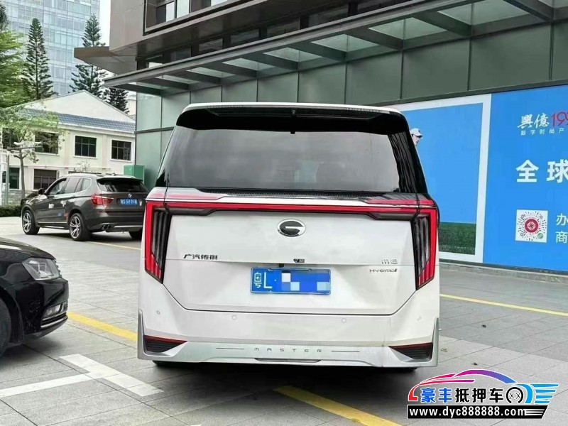 23年传祺M8轿车抵押车出售