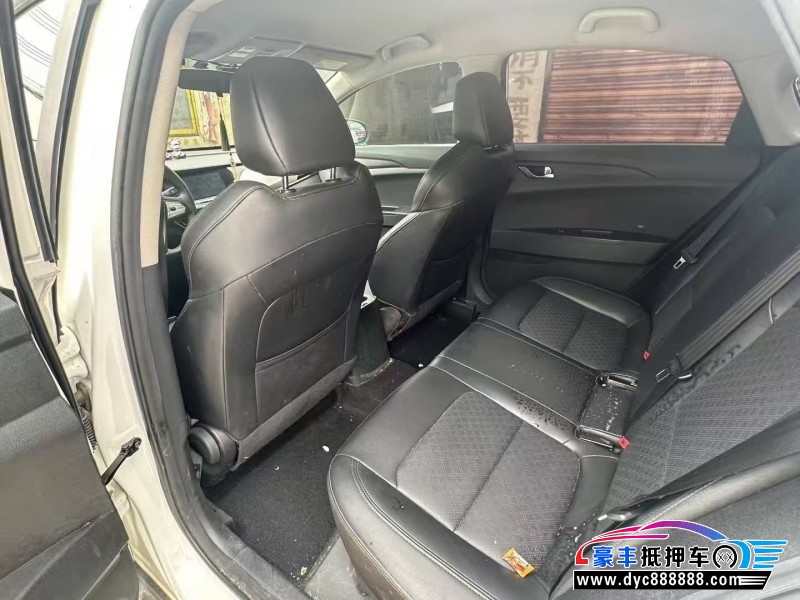 22年长安逸动轿车抵押车出售