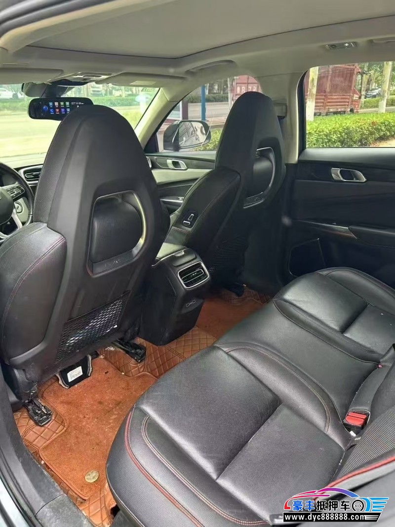 20年领克01轿车抵押车出售