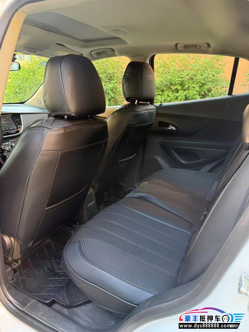 17年别克昂科拉轿车抵押车出售