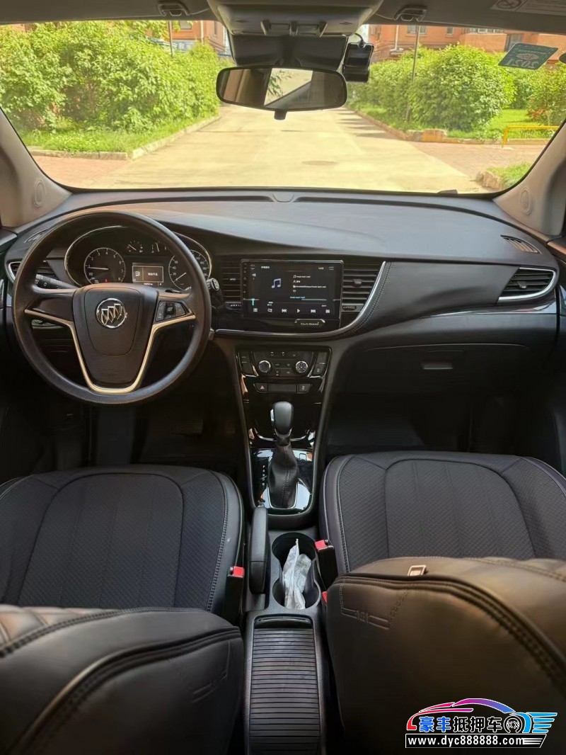 17年别克昂科拉轿车抵押车出售