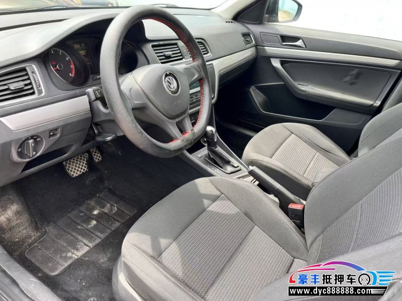 18年大众朗逸轿车抵押车出售