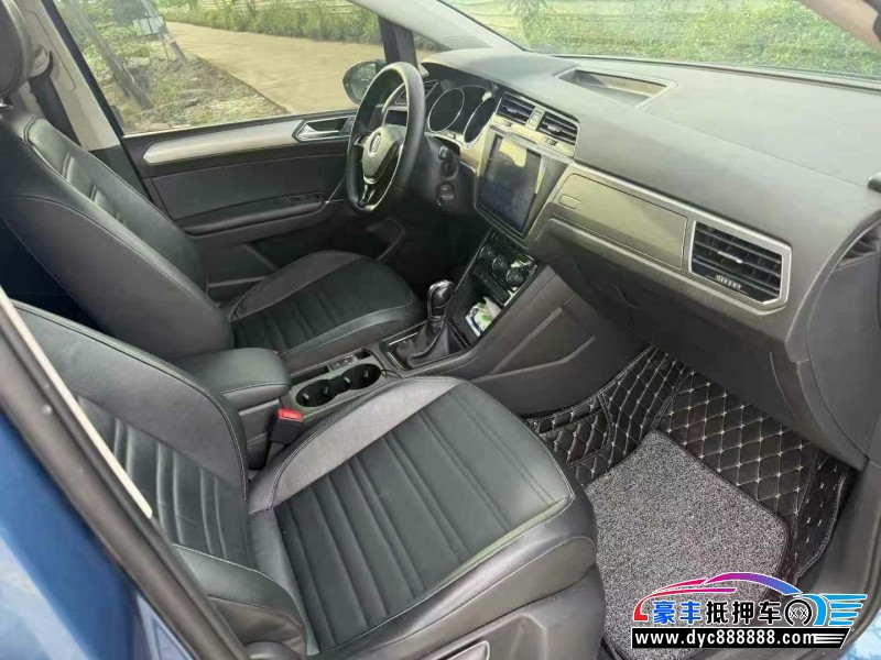 18年大众途安轿车抵押车出售