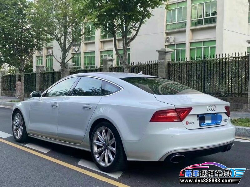 14年奥迪A7轿车抵押车出售