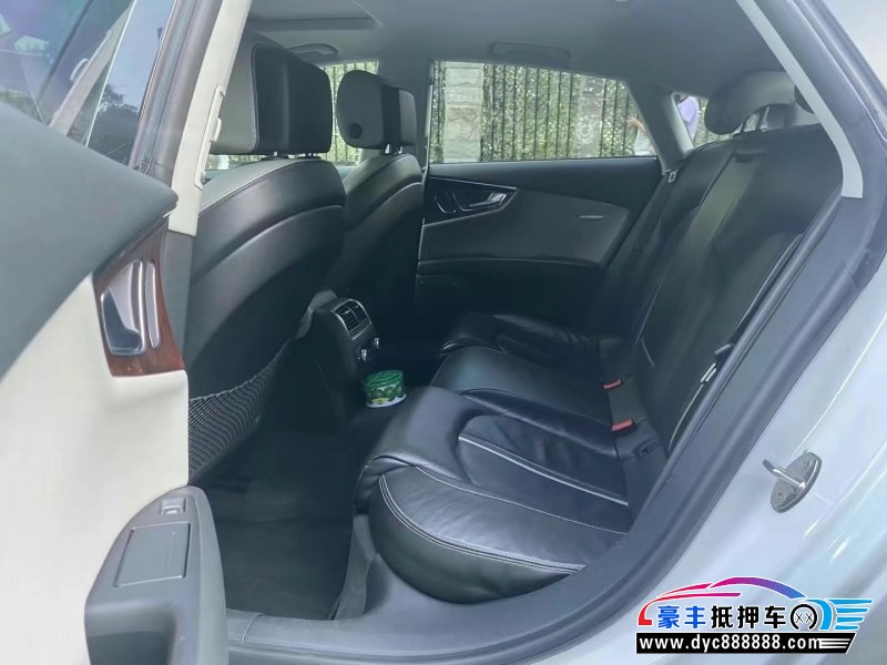 14年奥迪A7轿车抵押车出售