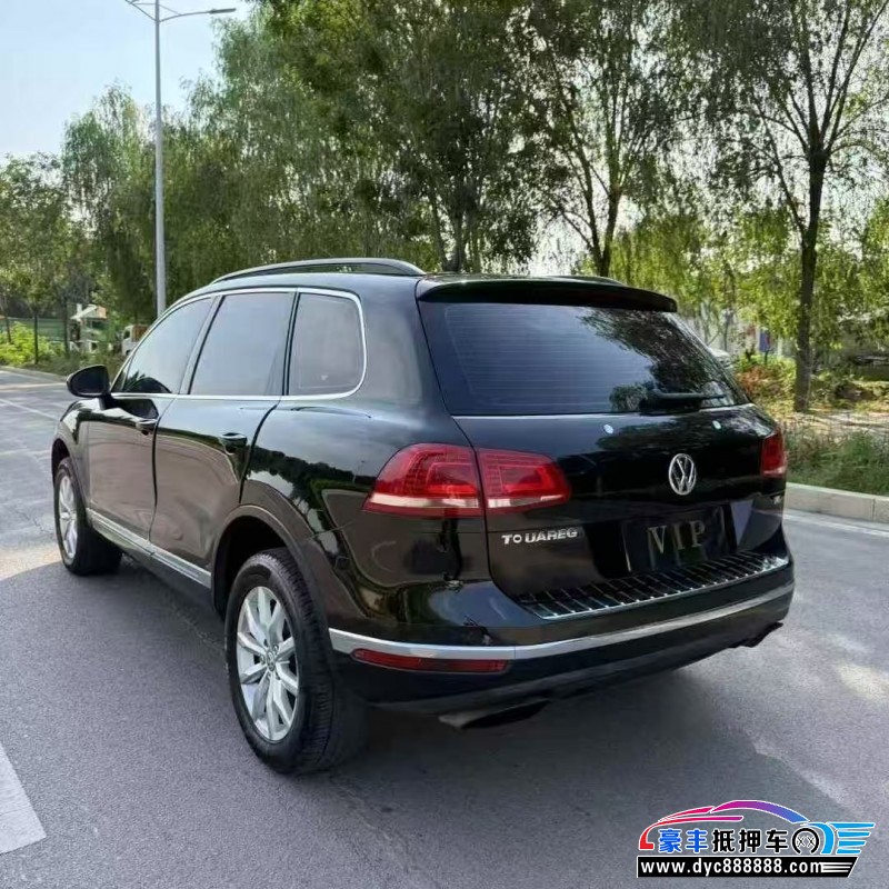 17年大众途锐轿车抵押车出售