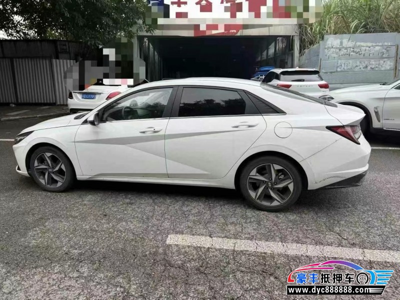 23年现代伊兰特轿车抵押车出售