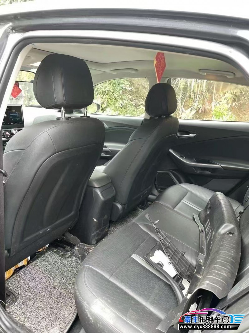 21年现代菲斯塔轿车抵押车出售