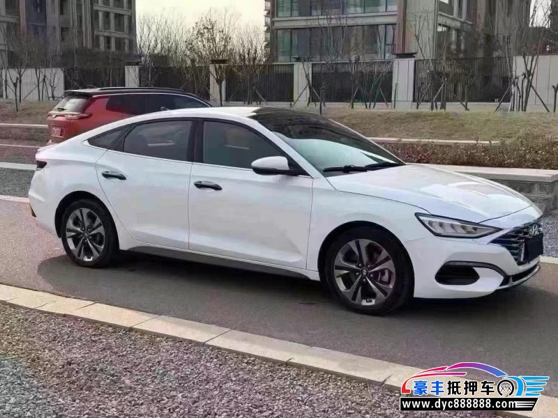 19年现代菲斯塔轿车抵押车出售