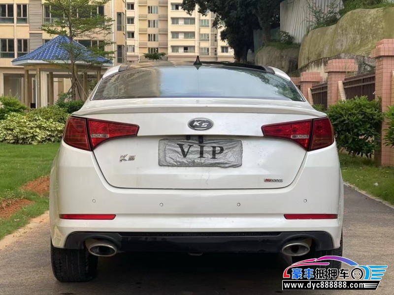 14年起亚K5SUV抵押车出售