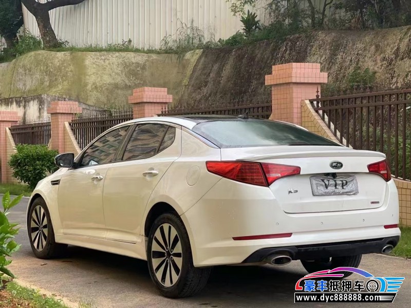 14年起亚K5SUV抵押车出售