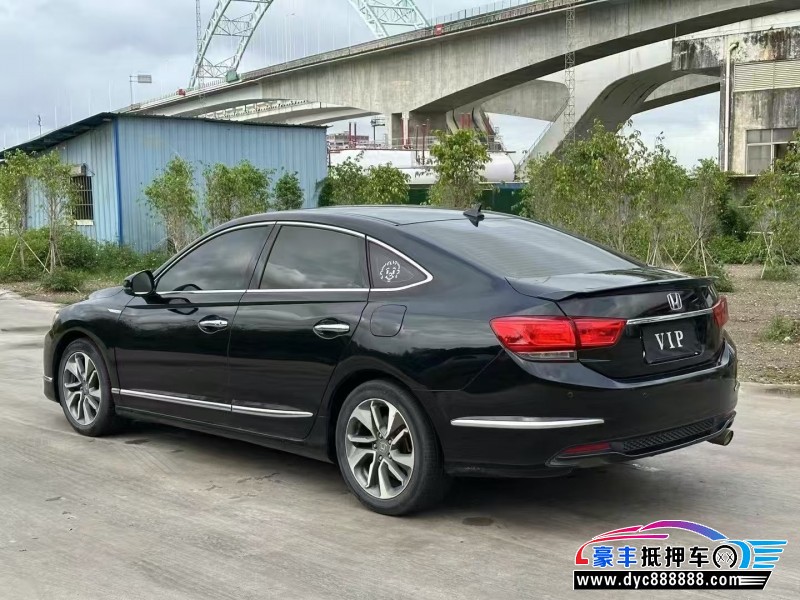 16年本田思铂睿轿车抵押车出售