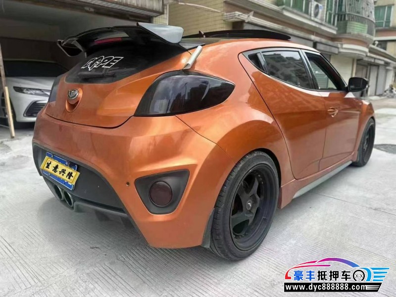 13年现代飞思轿车抵押车出售