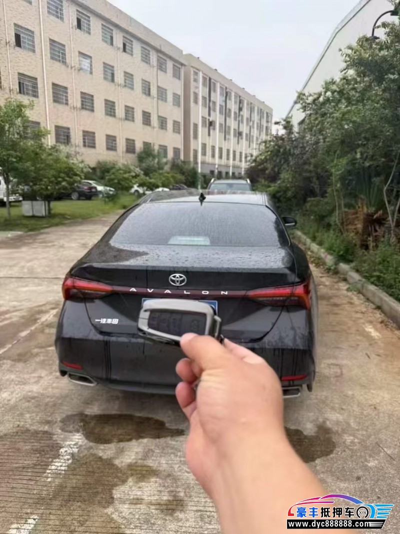 22年丰田亚洲龙轿车抵押车出售