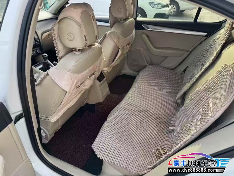 16年斯柯达明锐轿车抵押车出售