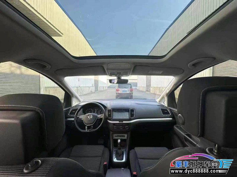 17年大众夏朗轿车抵押车出售