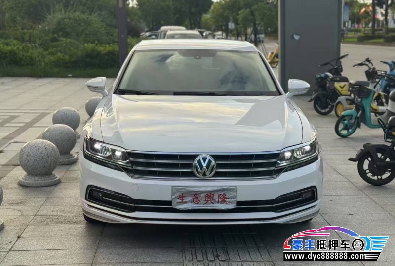 21年大众辉昂轿车抵押车出售