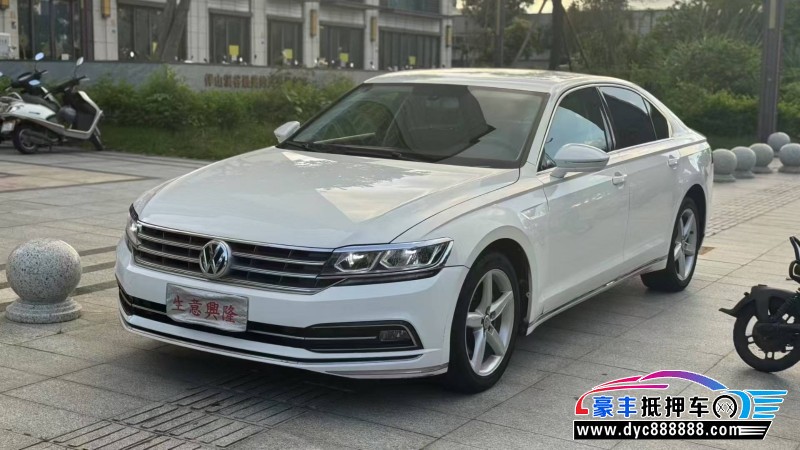 21年大众辉昂轿车抵押车出售