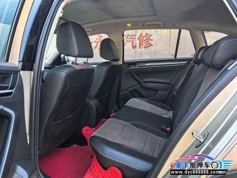 17年大众蔚领轿车抵押车出售