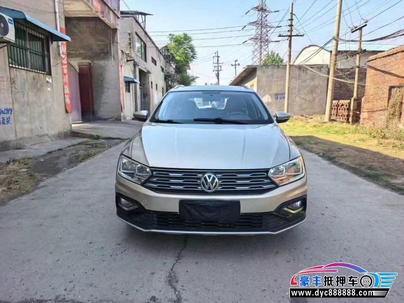 17年大众蔚领轿车抵押车出售