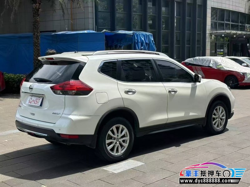 21年日产奇骏轿车抵押车出售