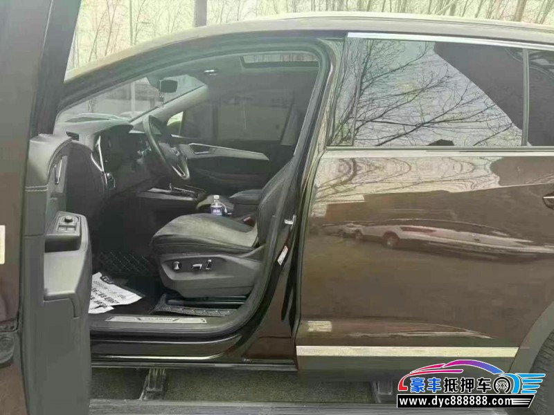 22年大众揽镜轿车抵押车出售