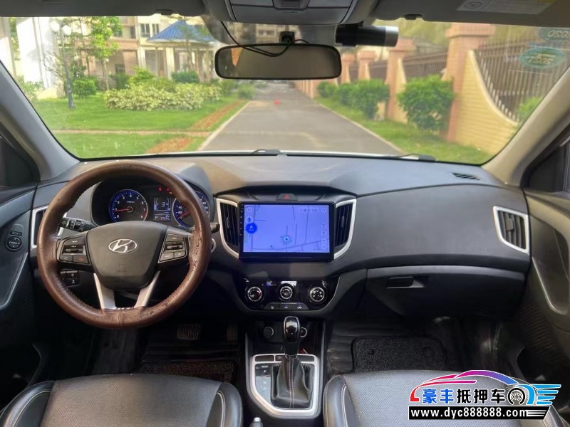 19年现代ix25轿车抵押车出售