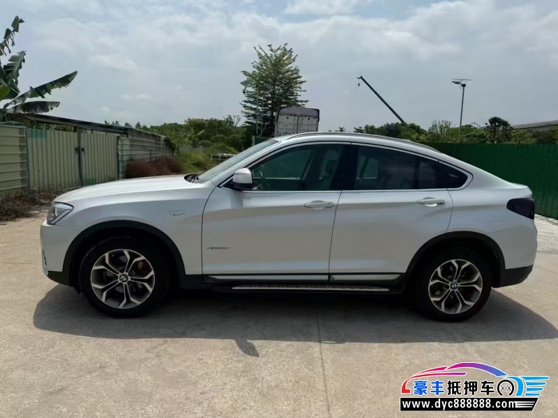 17年宝马X4轿车抵押车出售