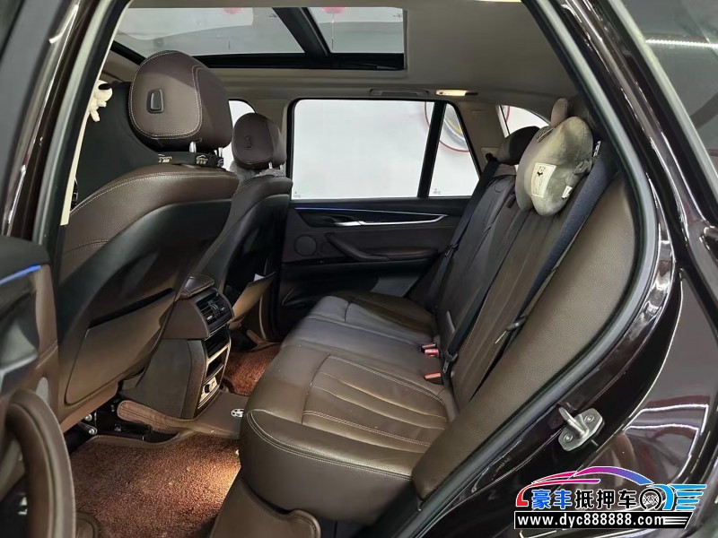 17年宝马X5轿车抵押车出售