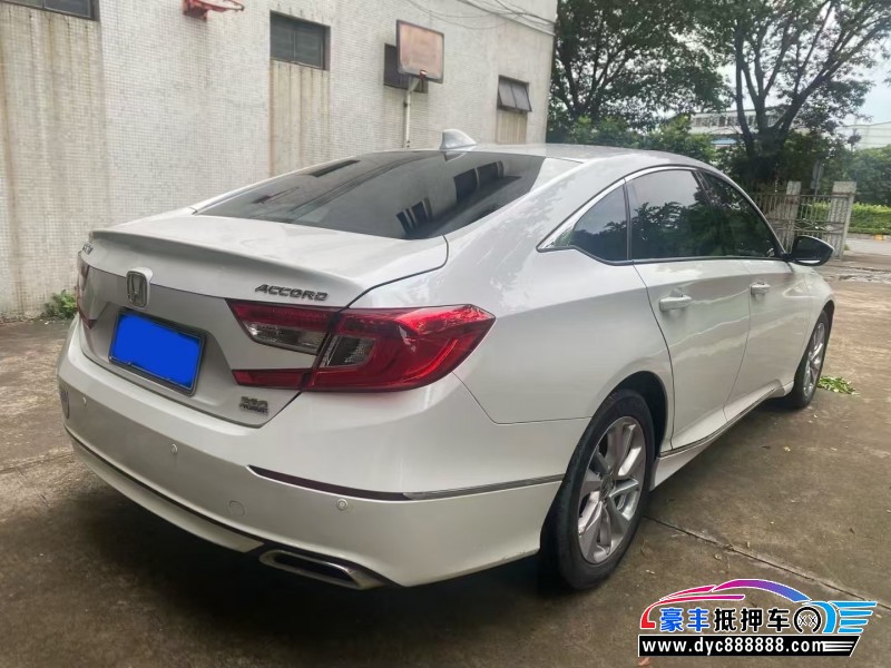 21年本田雅阁轿车抵押车出售