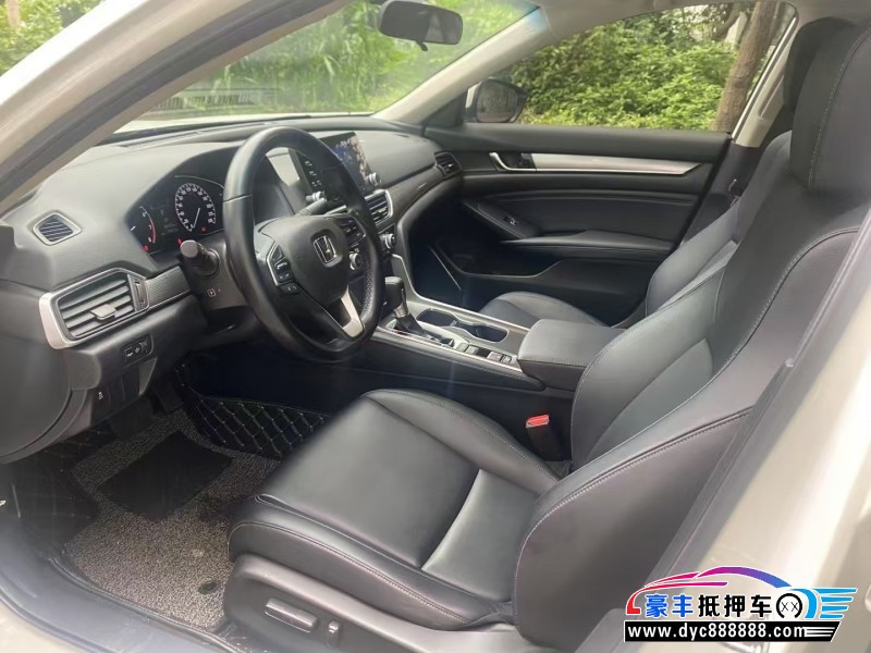 21年本田雅阁轿车抵押车出售