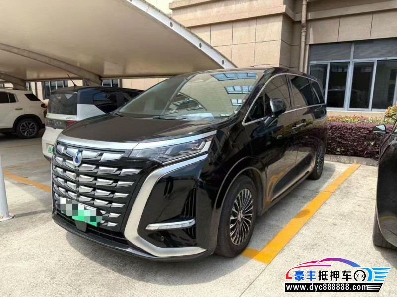 24年腾势D9MPV抵押车出售