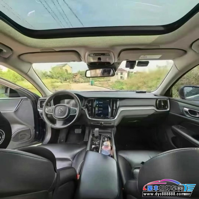 22年沃尔沃S60轿车抵押车出售