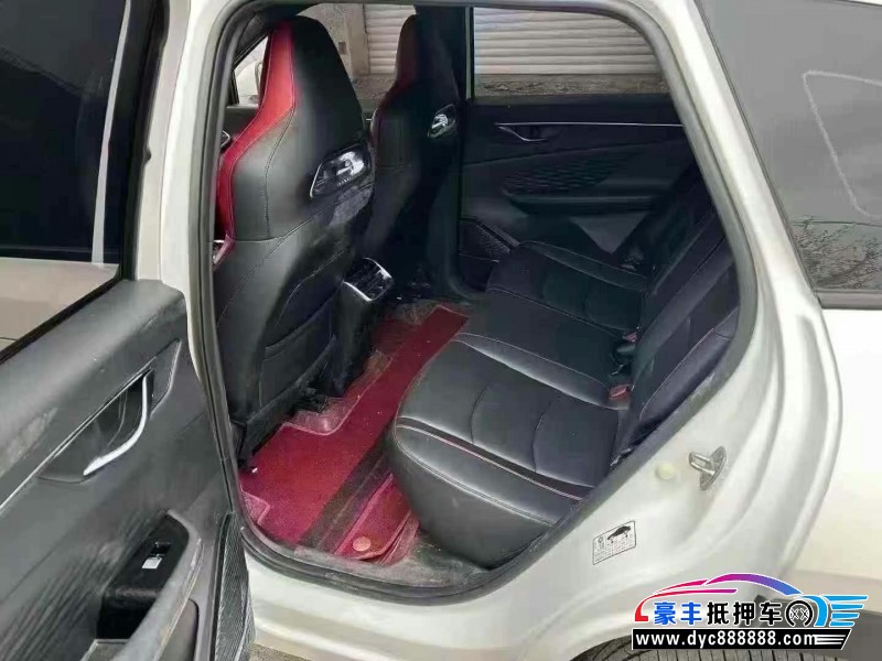 24年北汽制造魔方轿车抵押车出售