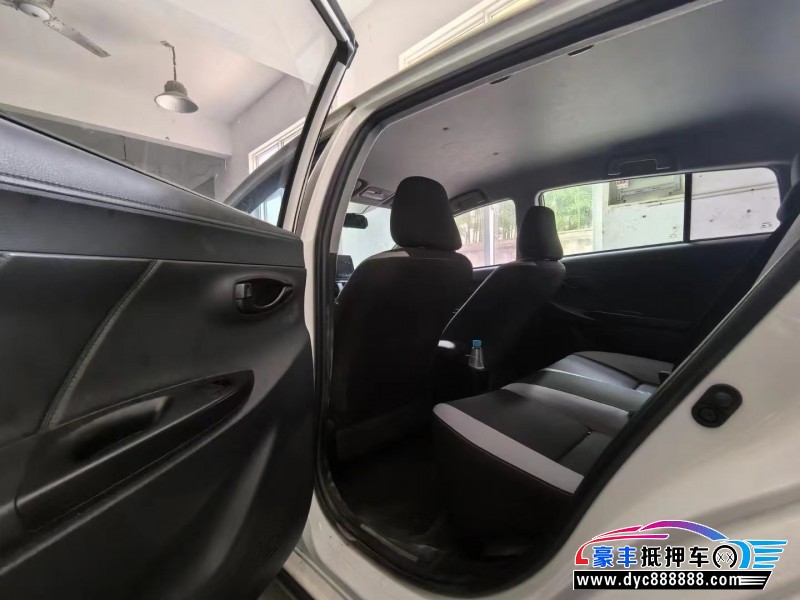 21年丰田YARiS L 致炫轿车抵押车出售