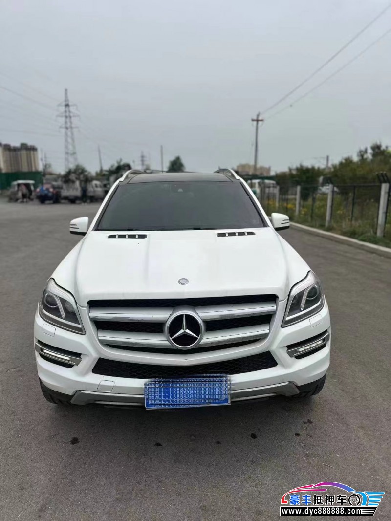 14年奔驰GL轿车抵押车出售