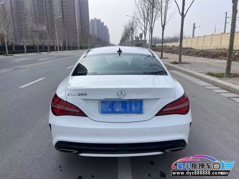 18年奔驰CLA轿车抵押车出售