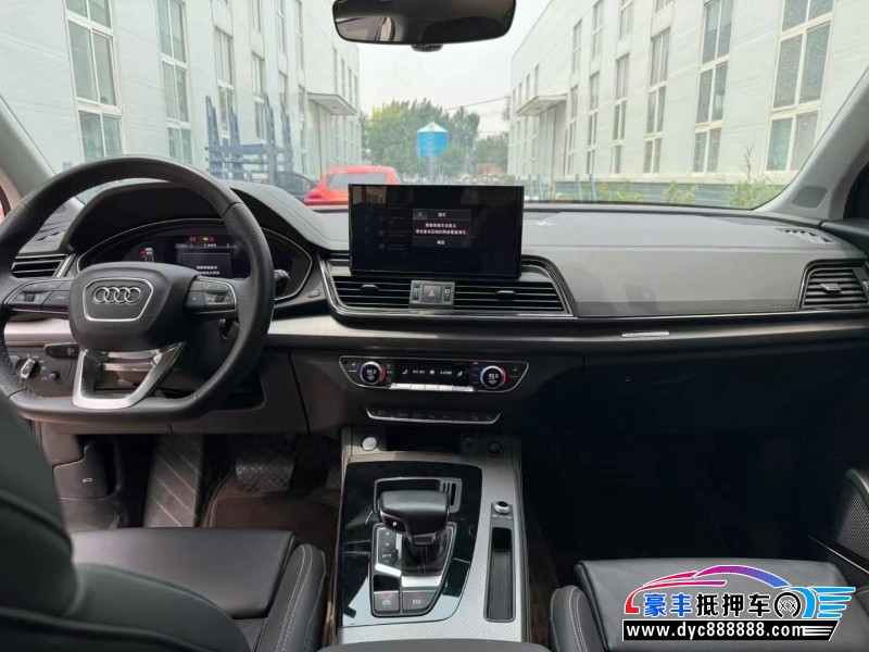 23年奥迪Q5轿车抵押车出售