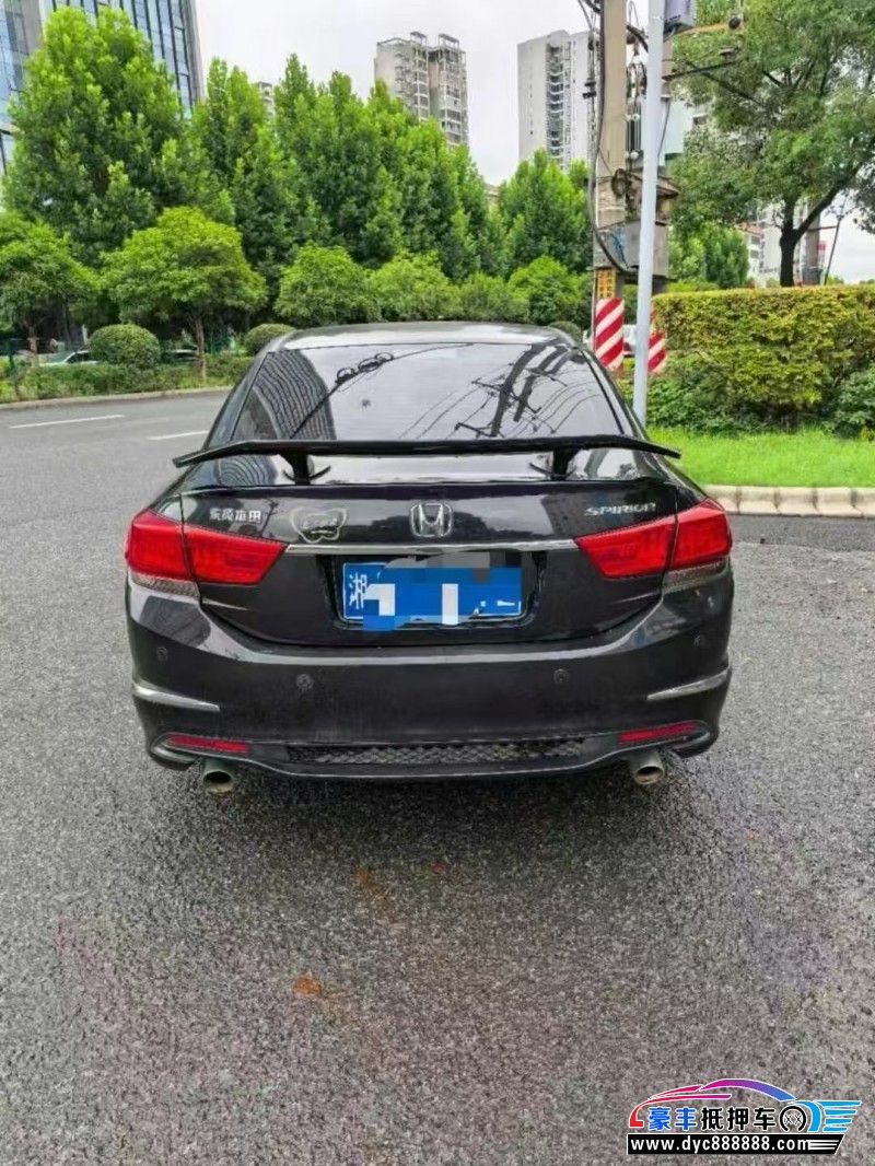 15年本田思铂睿轿车抵押车出售