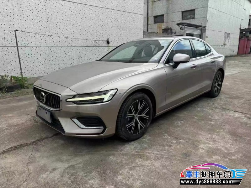 23年沃尔沃S60轿车抵押车出售