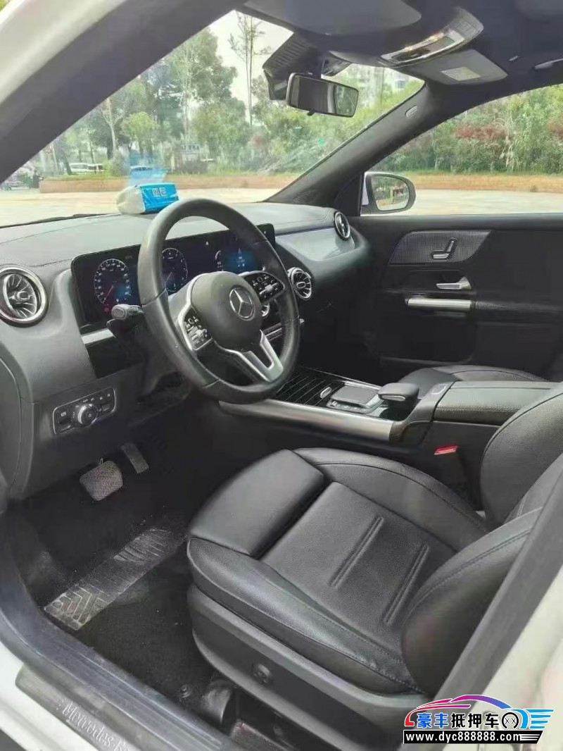 21年奔驰GLASUV抵押车出售