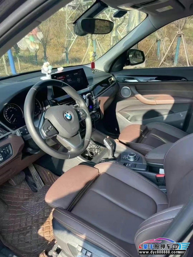 22年宝马X1SUV抵押车出售