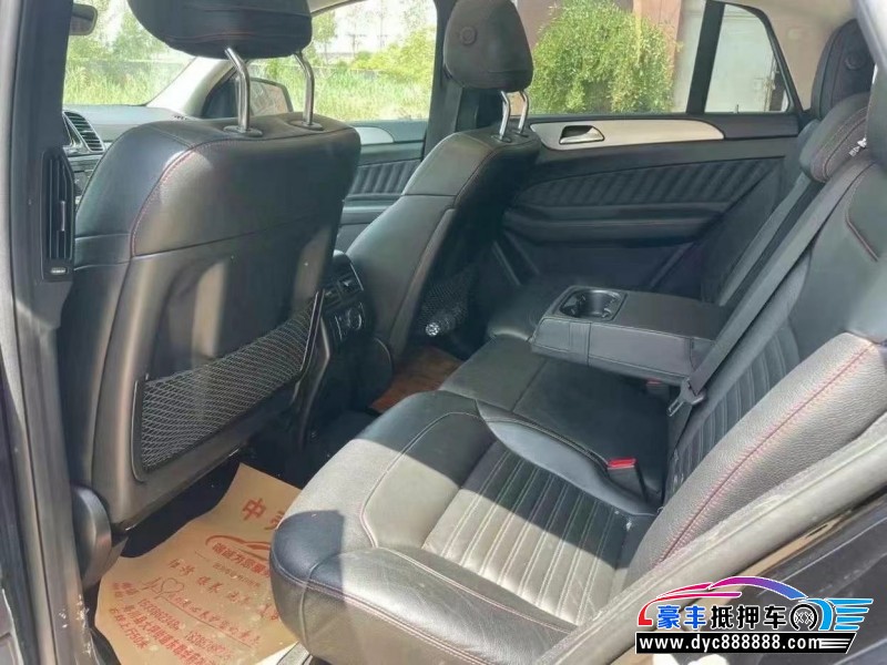 15年奔驰GLE轿车抵押车出售