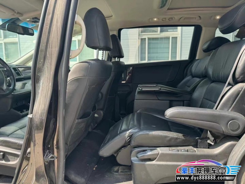 16年本田艾力绅轿车抵押车出售