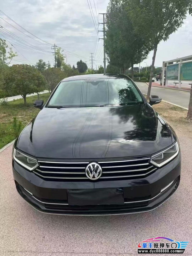 17年大众迈腾轿车抵押车出售