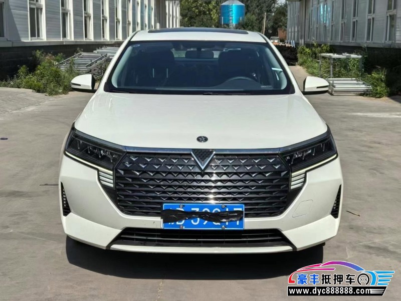 抵押车出售24年启辰D60轿车