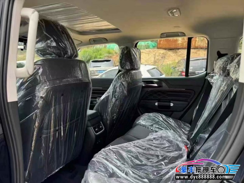 25年WEY坦克300轿车抵押车出售