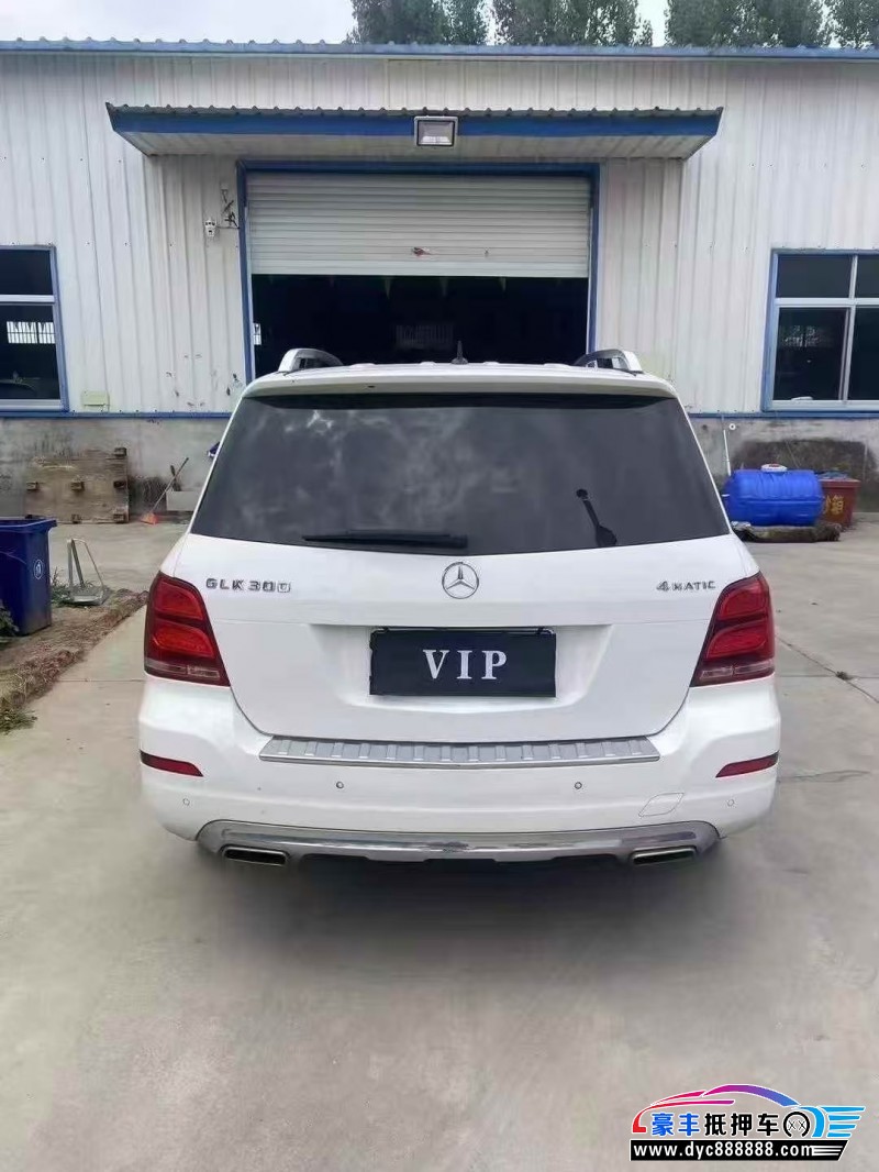 15年奔驰GLK轿车抵押车出售