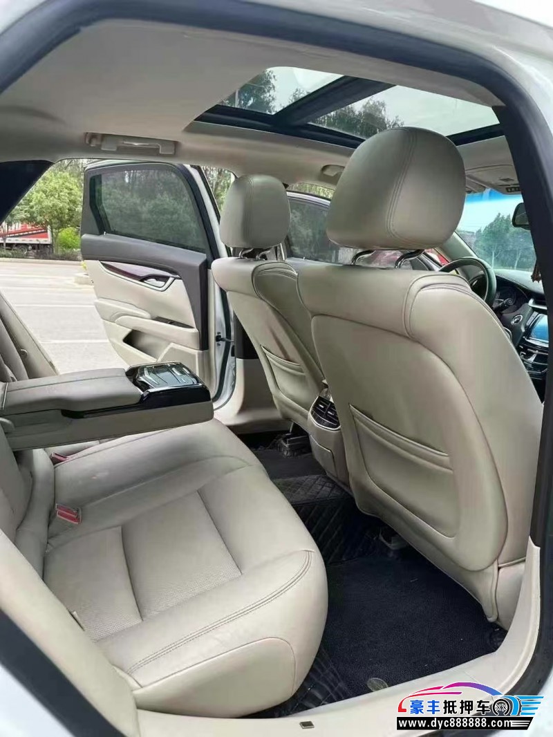 17年凯迪拉克XTS轿车抵押车出售